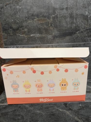 Click to view full screen Deze