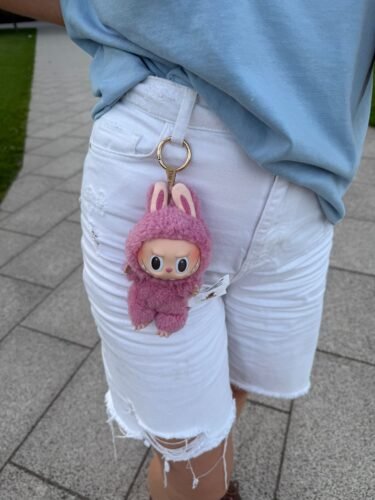 Click to view full screen Sho512951